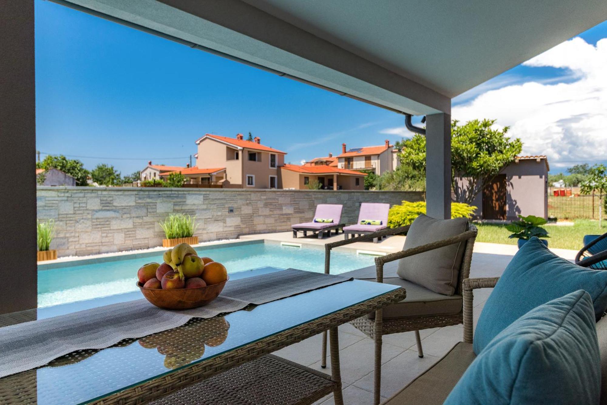 Villa Roma Near Pula For 6 People With Private Pool Jadreški Esterno foto
