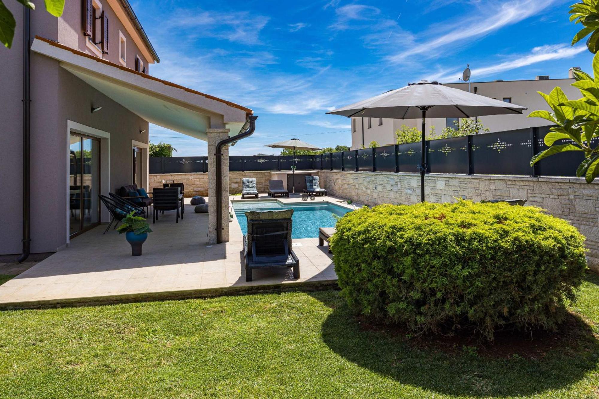 Villa Roma Near Pula For 6 People With Private Pool Jadreški Esterno foto